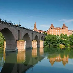Le Theatre, Coeur De Montauban